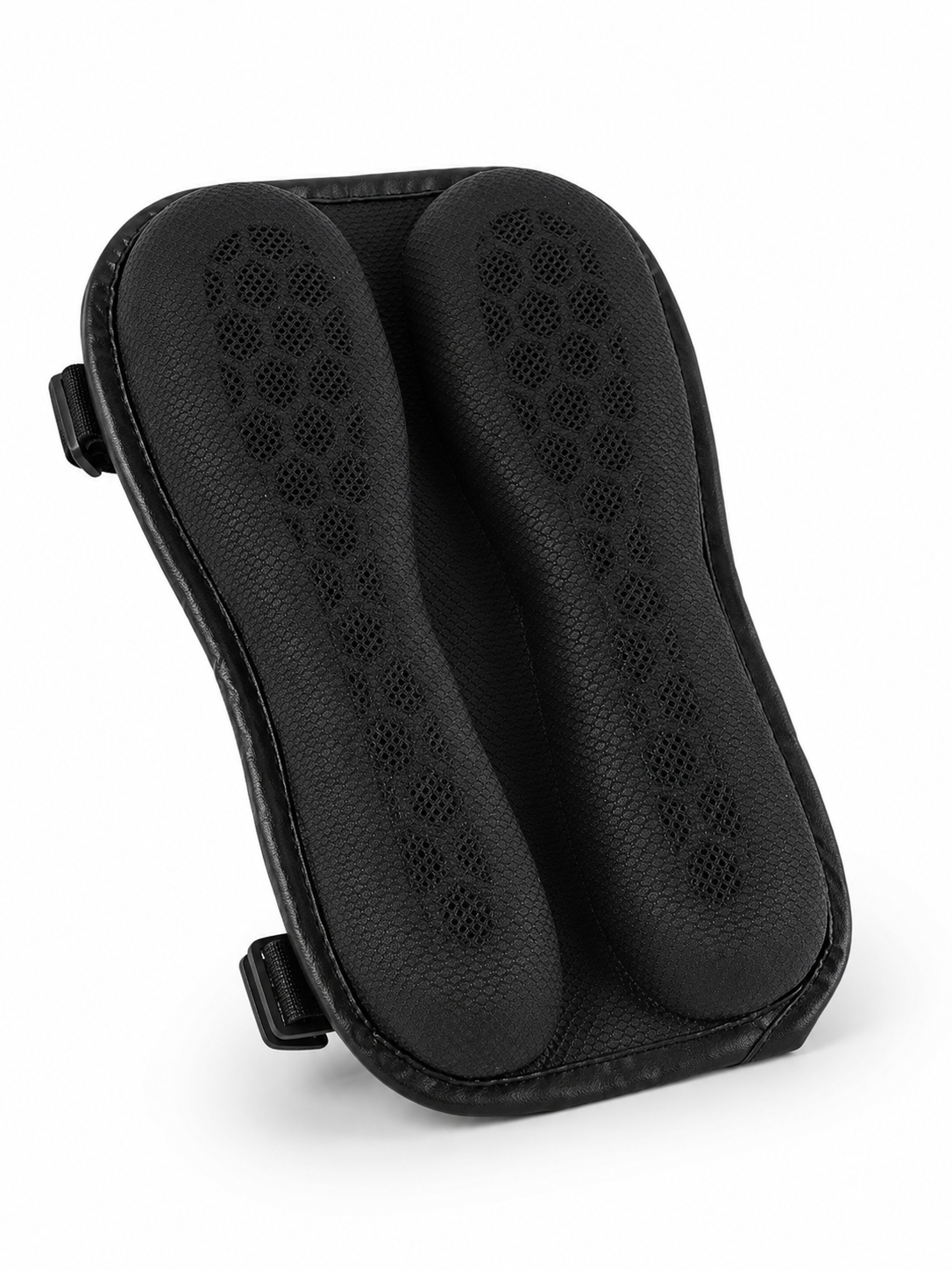 GelAura passenger gel seat cushion, white background studio shot